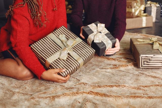 Build a Custom Gift Box